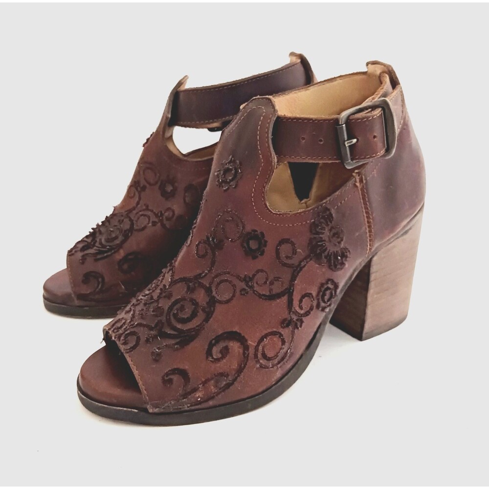 Farylrobin Anthropologie Lorna Boho Embroidered Brown Leather Block Heel Sandal